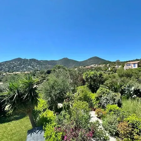 Bright With Terrace And Sea View Διαμέρισμα Théoule-sur-Mer