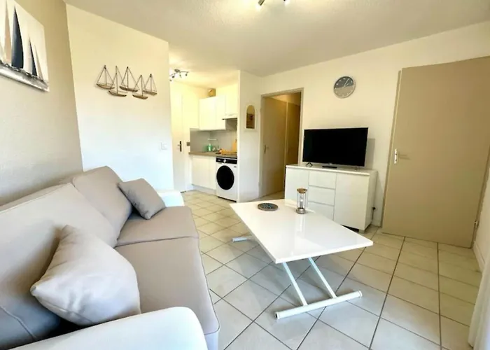 Bright With Terrace And Sea View *